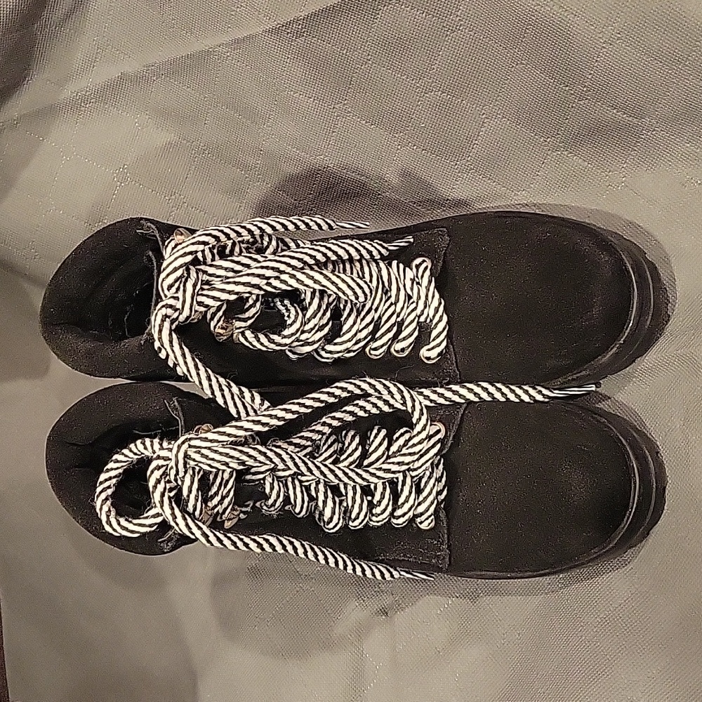 Steve Madden Genny combat boots - Picture 2 of 5